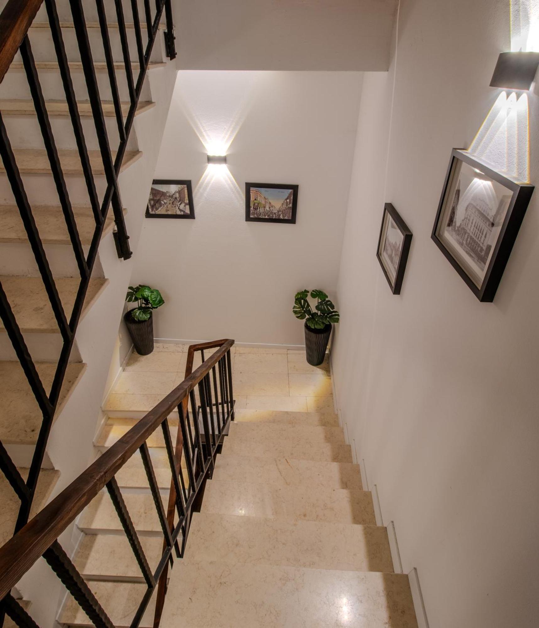 Old Town Apartment Craiova Exterior foto